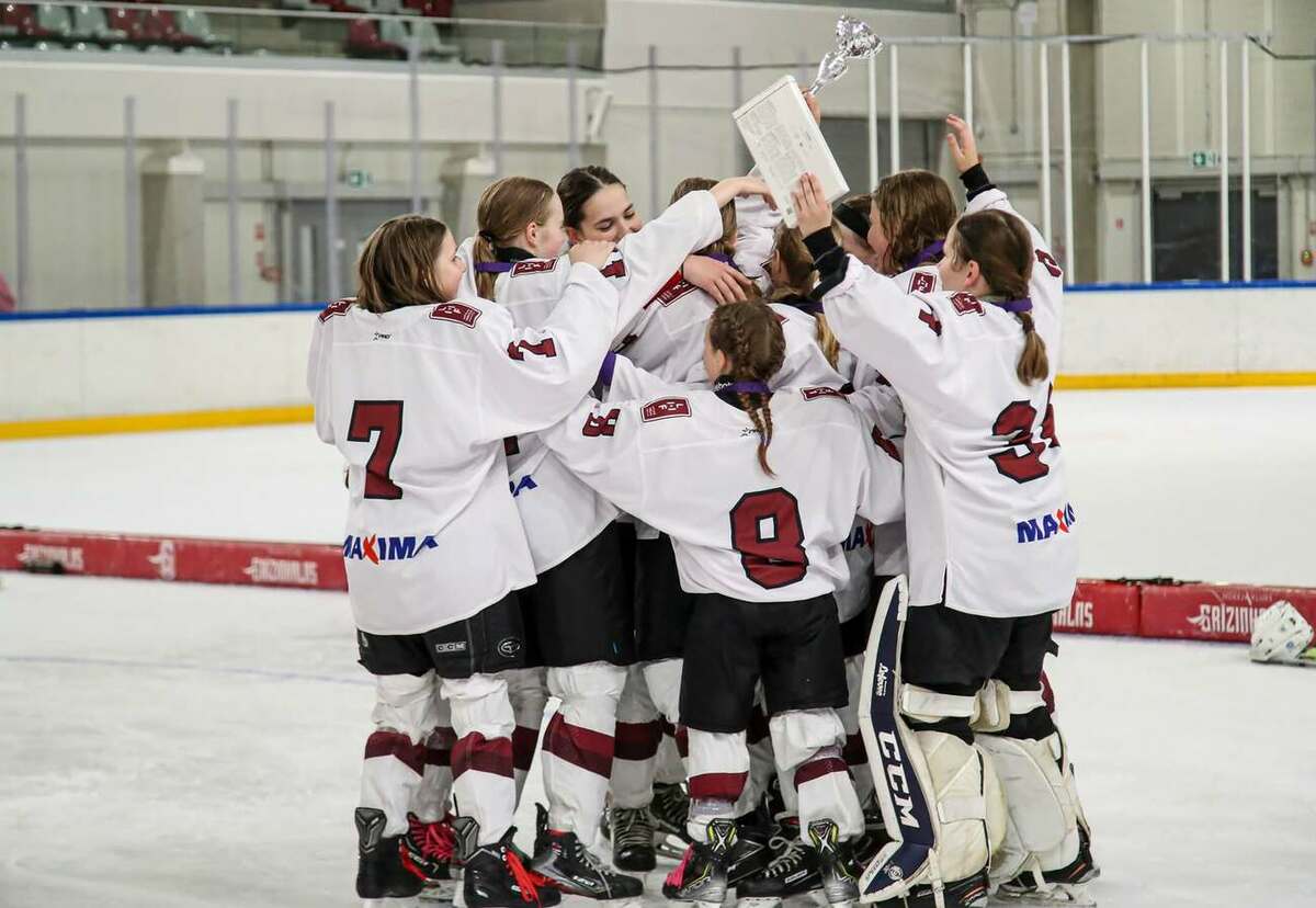 Rīgā jau otro gadu pēc kārtas norisināsies Baltijas U14 meiteņu 3x3 hokeja turnīrs