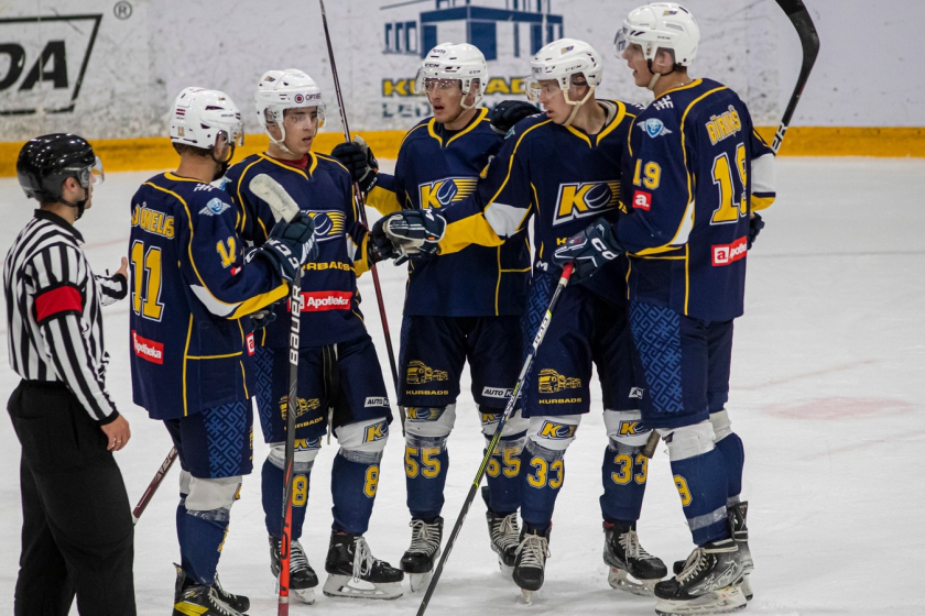 JAHL sezonas ievads aizritējis ar spraigām cīņām