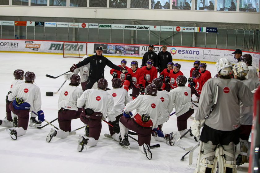 Juniori uzsāk gatavoties LHF Prezidenta kausa izcīņai