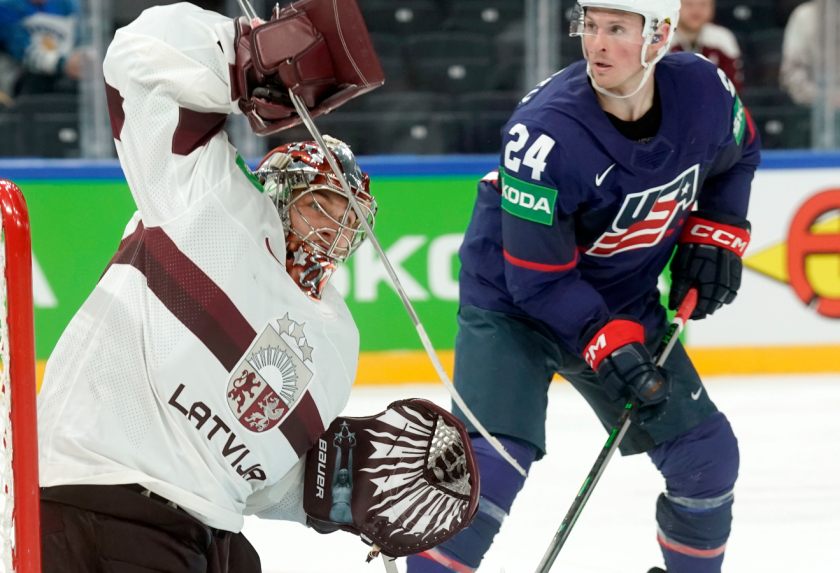 Latvijas hokeja izlase pasaules čempionātu sāk ar zaudējumu