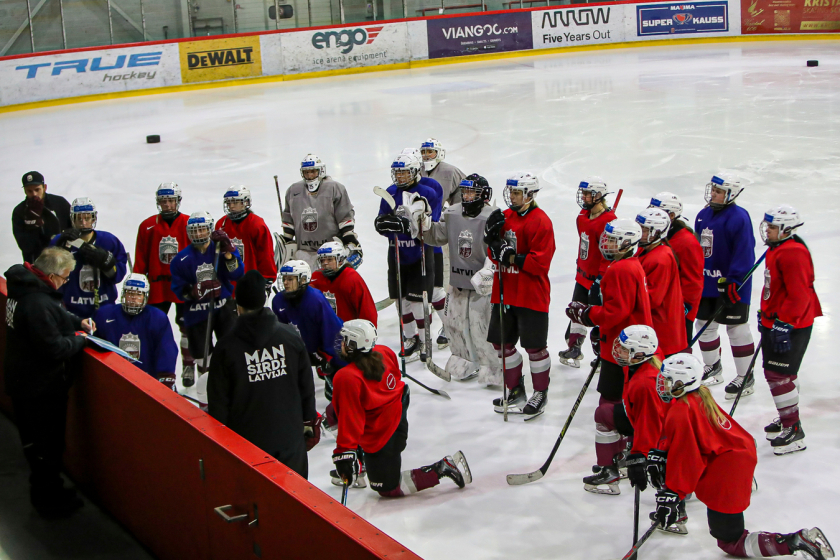 Latvijas sieviešu hokeja izlase gatavojas Pasaules čempionātam un pārbaudes spēlei pret Polijas izlasi!