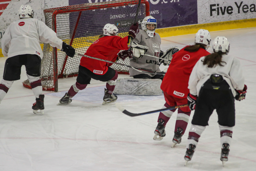 Latvijas sieviešu hokeja izlase uzsāk gatavošanos čempionātam!