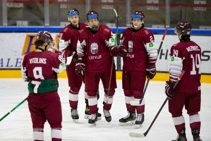 Latvijas U-20 hokeja valstsvienība uzsāk gatavošanos pasaules čempionātam Kanādā