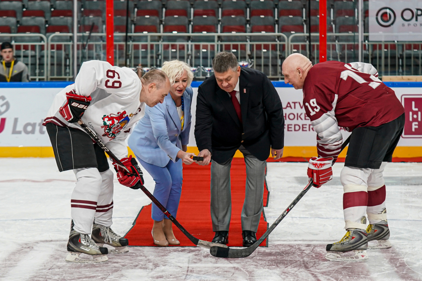 LHF izlase pārliecinoši uzvar Saeimas komandu, Balderis - MVP