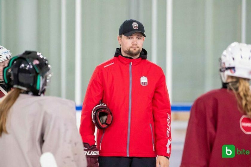 Zināmi arī Studentu, U-16 un U-18 meiteņu izlases galvenie treneri