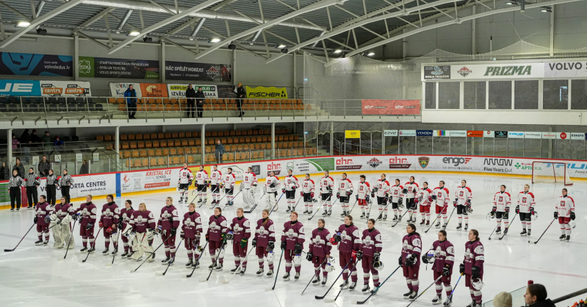 Latvijas sieviešu hokeja izlase arī otro pārbaudes spēli noslēdz ar uzvaru